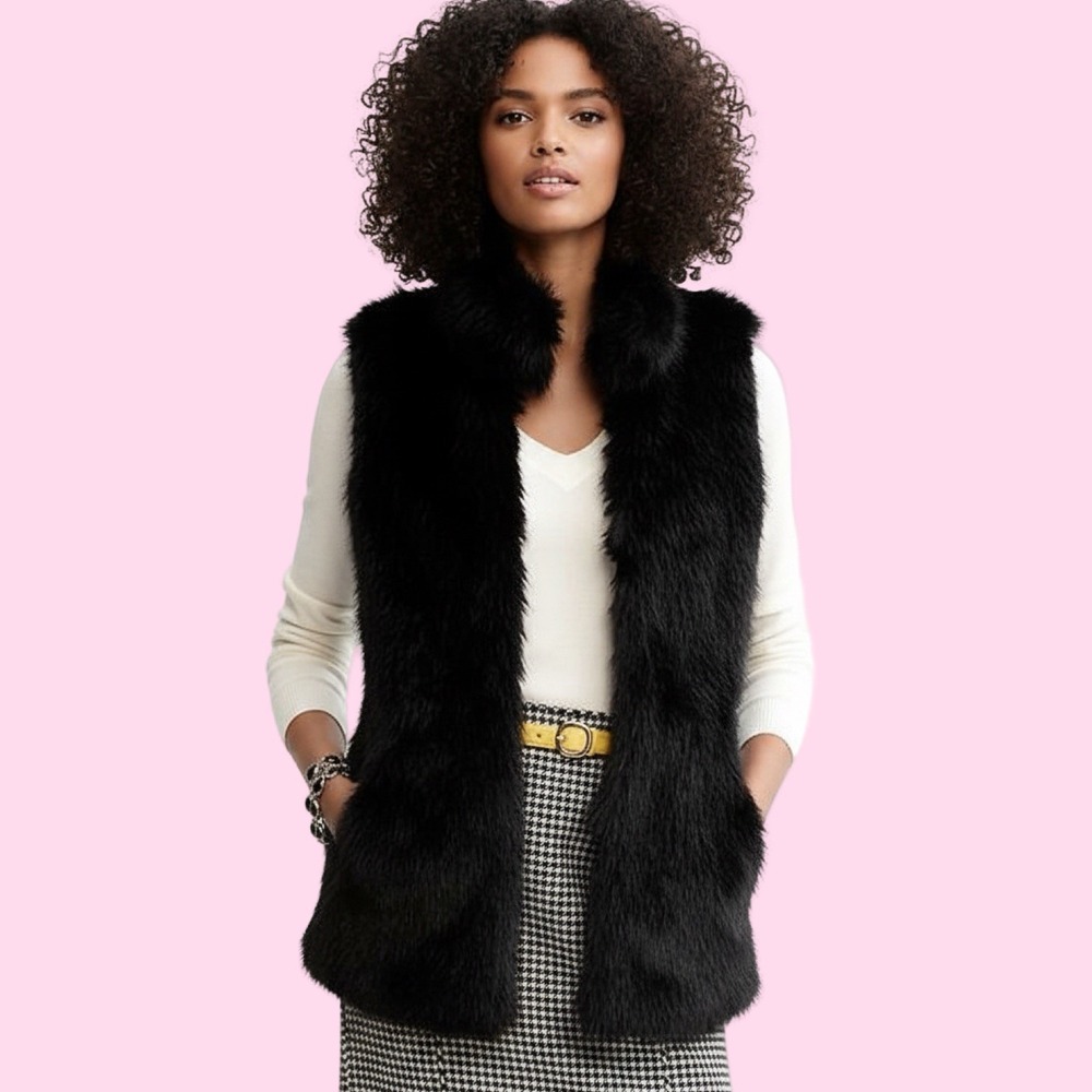 Banana Republic Black Faux Fur Vest Medium Sleeveless Quilted Lining Pockets